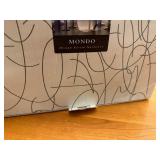 Mondo Glass Serving Bowl by Kertin Nurminen