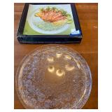 NuutajÃ¤rvi Rosita Floral Etched Glass Serving Platter in Original Box