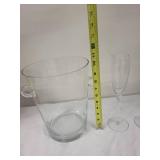 Set of 4 Champagne Flutes with Glass Ice Bucket