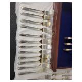 Wm. Rogers Silverplate Flatware Set in Wooden Case