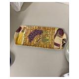 Set of 5 Decorative Porcelain Plates and Tray with Grape Design