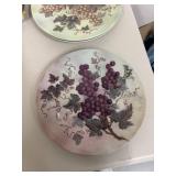 Set of 5 Decorative Porcelain Plates and Tray with Grape Design