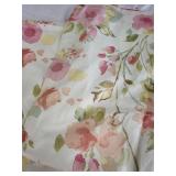 Set of 2 Floral Patterned fabrics