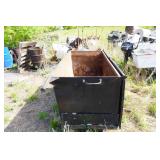 Metal Wheeled Dumpster With Lid