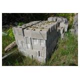 1 Pallet of 75 Construction Cinder Blocks