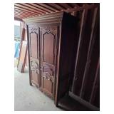 Large Hutch
