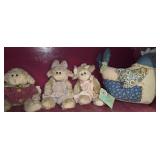 Vintage Lot of Figurines ( Precious Moments, Enesco, HOMCO, exc.)