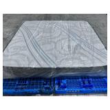 Beautyrest Black Hybrid Cal King • MSRP $4,999 - No Reserve!