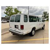 2003 Ford E-350 Van