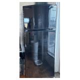 Amana Refrigerator / Freezer Model: A8RZNGMWB01