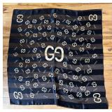 Vintage Stylish Gucci Signature Scarf