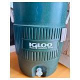Large Green 5 Gallon Igloo