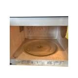 Small Kenmore Quick Touch Microwave