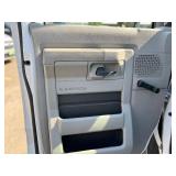 2013 FORD E-SERIES E-250 *NO ACCIDENTS 1 OWNER* (NO RESERVE)
