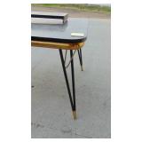 Retro Table with 1 Leaf, In Great Condition