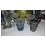 NEW Collapsible Wine Rack. Budweiser Napkins and 1.5L Globe Drink Dispenser and Shot Glass Collection (21).