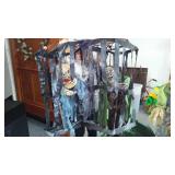 Seasonal Costumes, Decorations with Rubbermaid 31 gal.