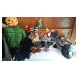 Seasonal Costumes, Decorations with Rubbermaid 31 gal.