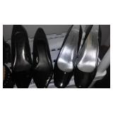 Assortment of womens shoes, Size 9.5 and 10 (1)