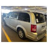 2010 Chrysler Town & Country Touring
