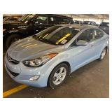 2013 Hyundai Elantra GLS..LOW MILES