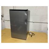Hisense 4.4 Cu ft Single Door Mini Refrigerator