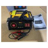 Everstart Maxx 15 Amp Automotive Battery Charger with 50 Amp Engine Start (BC50BE)
