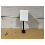 Howin Model HX-T3454 Table Lamp.