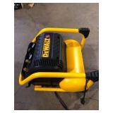DEWALT 2.5 Gal. Portable Electric Heavy Duty 200 PSI Quiet Air Compressor  Customer Returns See Pictures