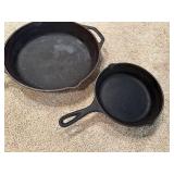 Set of 2 Lodge Cast Iron Skillets