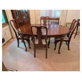 Knob Creek Fine Furniture Oval Dining Table with 4 Chairs