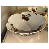 Imari Porcelain Bowl Collection with Floral Motifs