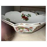 Imari Porcelain Bowl Collection with Floral Motifs