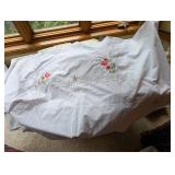 Collection of Assorted Tablecloths and Linens