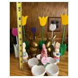 Easter-Themed Decor Set with Rabbits, Tulips, and Egg Holder