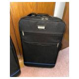 Set of 3 Ricardo Beverly Hills Black Luggage Pieces