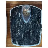 Set of 2 Taylor and Healthometer Bathroom Scales