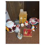 Holiday Decor Collection Featuring Santa Figurines and Accessories
