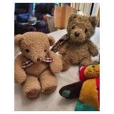 Collection of 9 Teddy Bears including Gund and PEEF Designs
