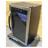 AVANTI Beverage Cooler Model: BCA306SS-IS