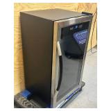 AVANTI Beverage Cooler Model: BCA306SS-IS