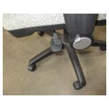 VIA "NOVA" OFFICE CHAIR