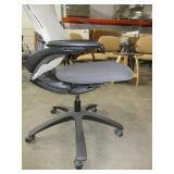 KNOLL "GENUINE" ADJUSTABLE OFFICE CHAIR - EXCELLENT QUALITY