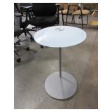 STEELCASE COALESSE "AWAIT" LAPTOP TABLE