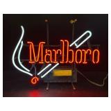 Marlborlo Tobacco / Marlboro cigarettes neon sign