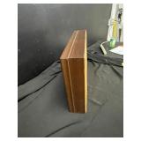 Waterfowl decoy display