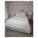 Cozy Textile Upholstered Queen Bed Set