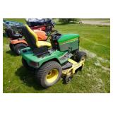 2000 John Deere Model 445 Garden Tractor Lawn Mower