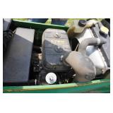 2000 John Deere Model 445 Garden Tractor Lawn Mower