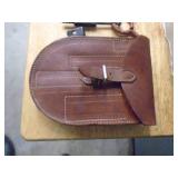 Sight from gun mount in leather case approx. 5. As shown.